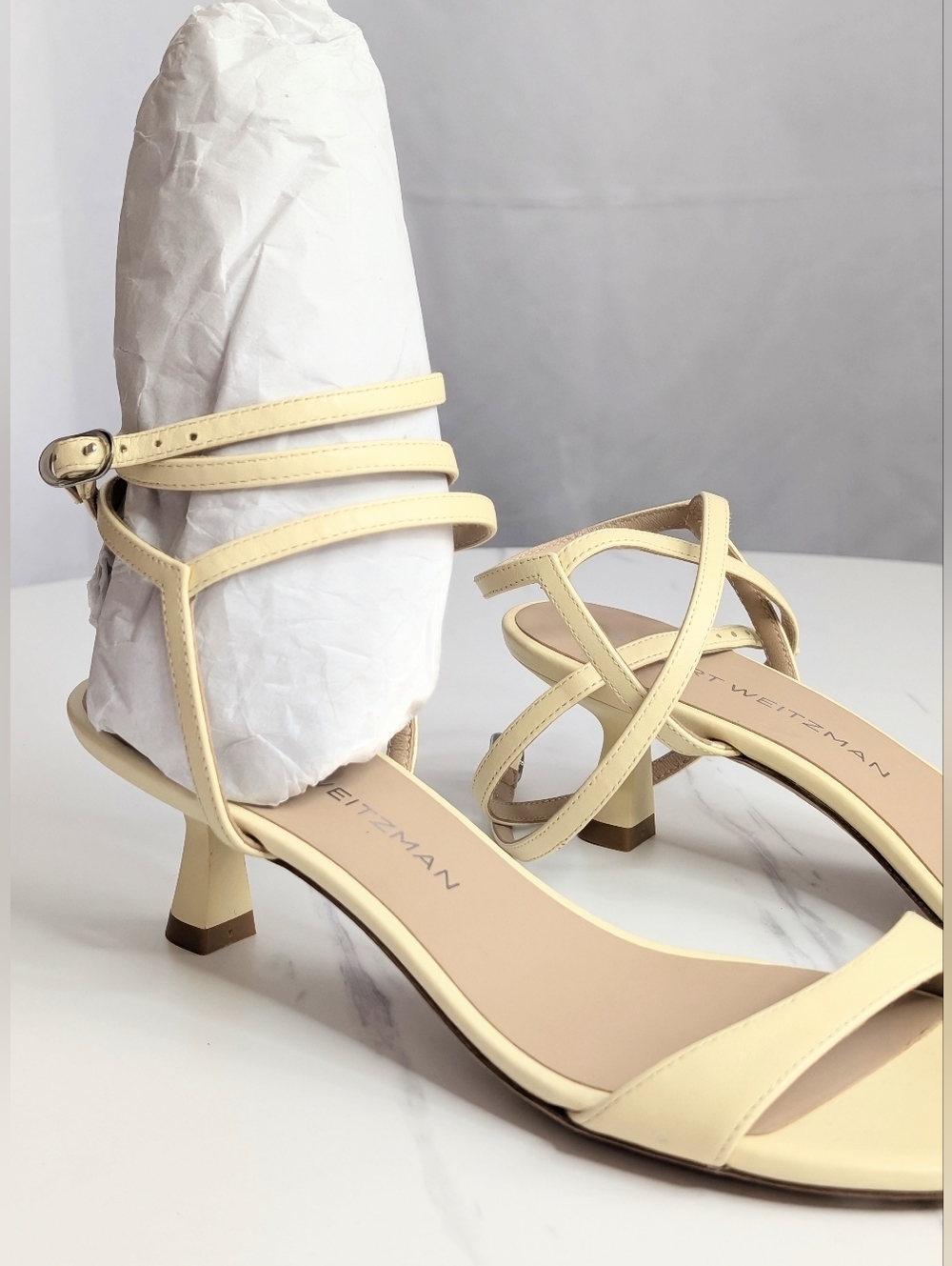 Stuart Weitzman Nudist Wrap Sandal Heels 8 Lemon Chiffon Strappy Kitten Heel - Picture 5 of 11